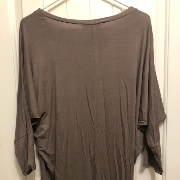 Brown Paisley Rooster Doleman top. - Picture 5 of 8